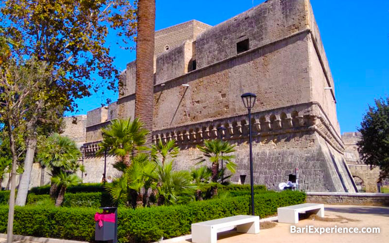 Norman Schwabiska slott i Bari Puglia