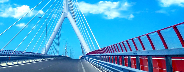  The suspension bridge: the North-South axis of Bari