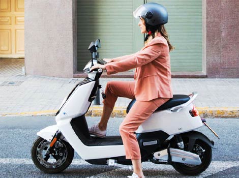 Verhuur van elektrische scooters Bari I'm Droid